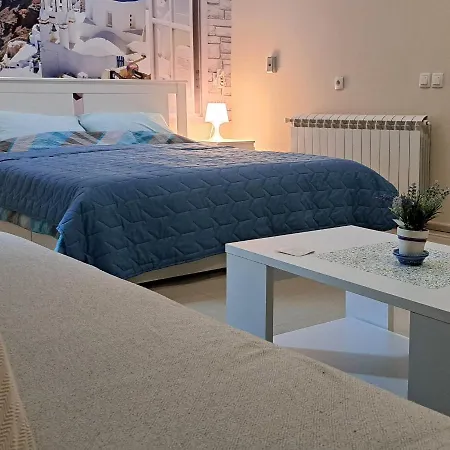 Ferienwohnung Santorini Sremska Mitrovica Exterior foto