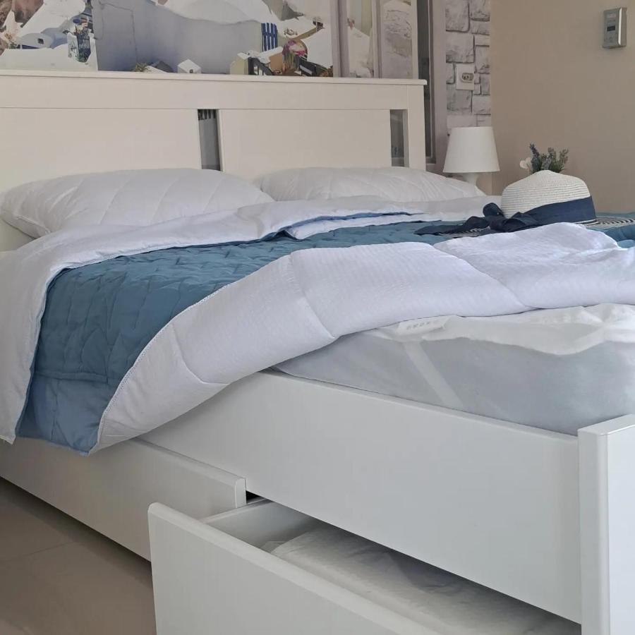 Santorini Apartment